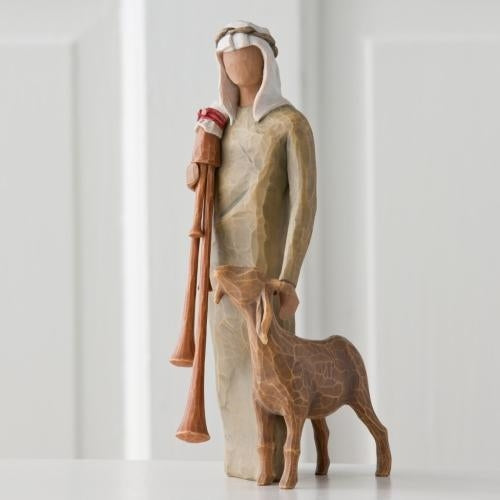 Zampognaro Bagpiper Nativity Figure – Musical Christmas Keepsake